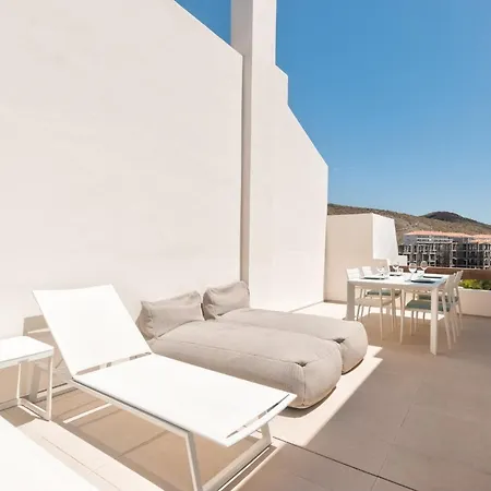 Hébergement de vacances Colinas-tahona 3,3 Penthouse Pool View & Jacuzzi *